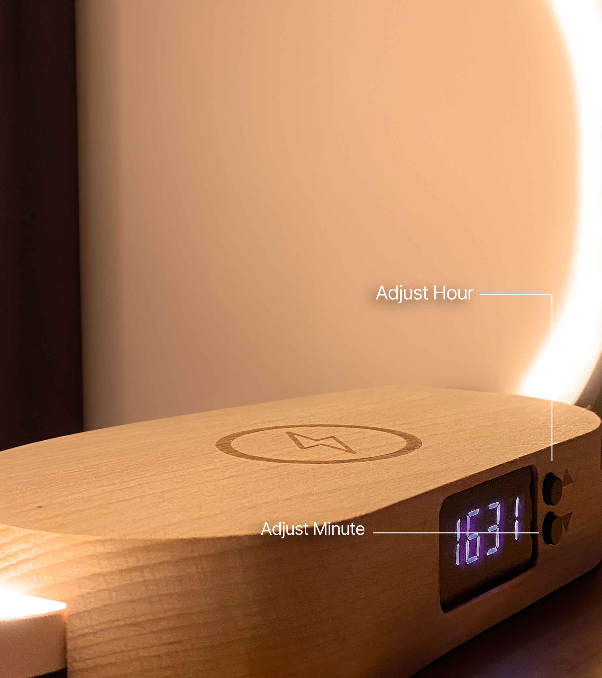 Wireless Charging Desk Lamp